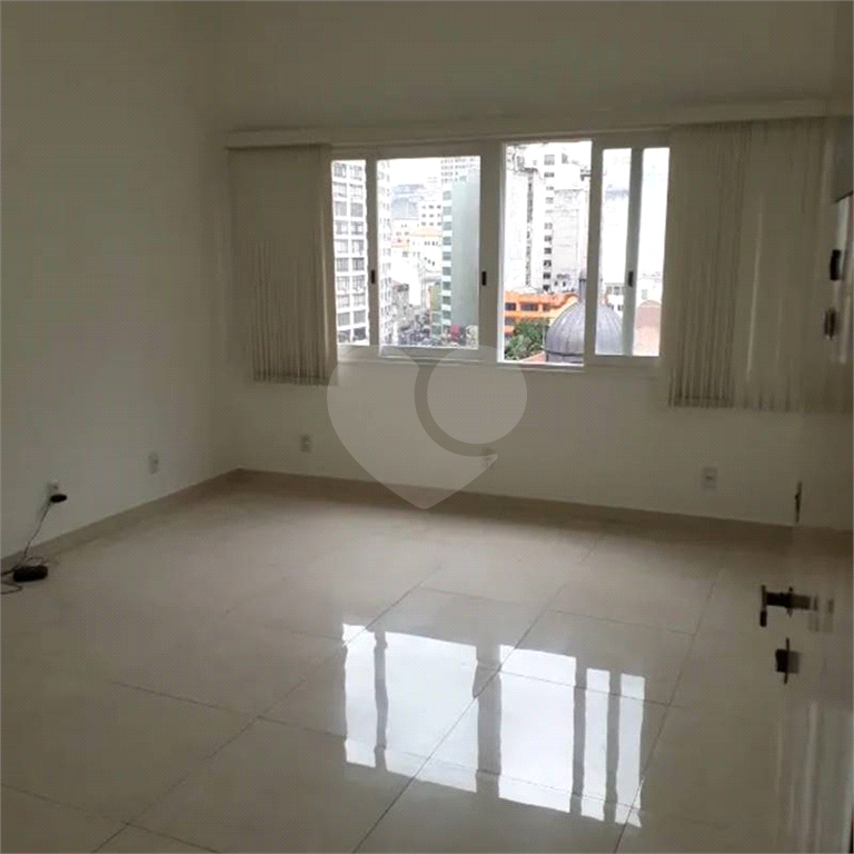 Kitnet a venda na Liberdade