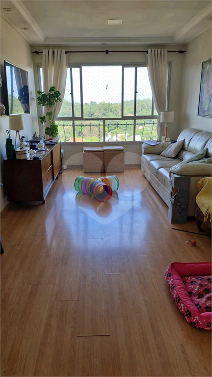 APARTAMENTO em TREMEMBÉ