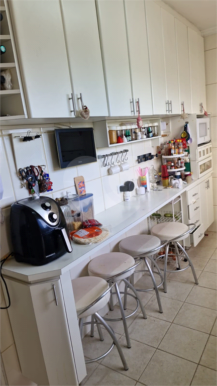 APARTAMENTO em TREMEMBÉ
