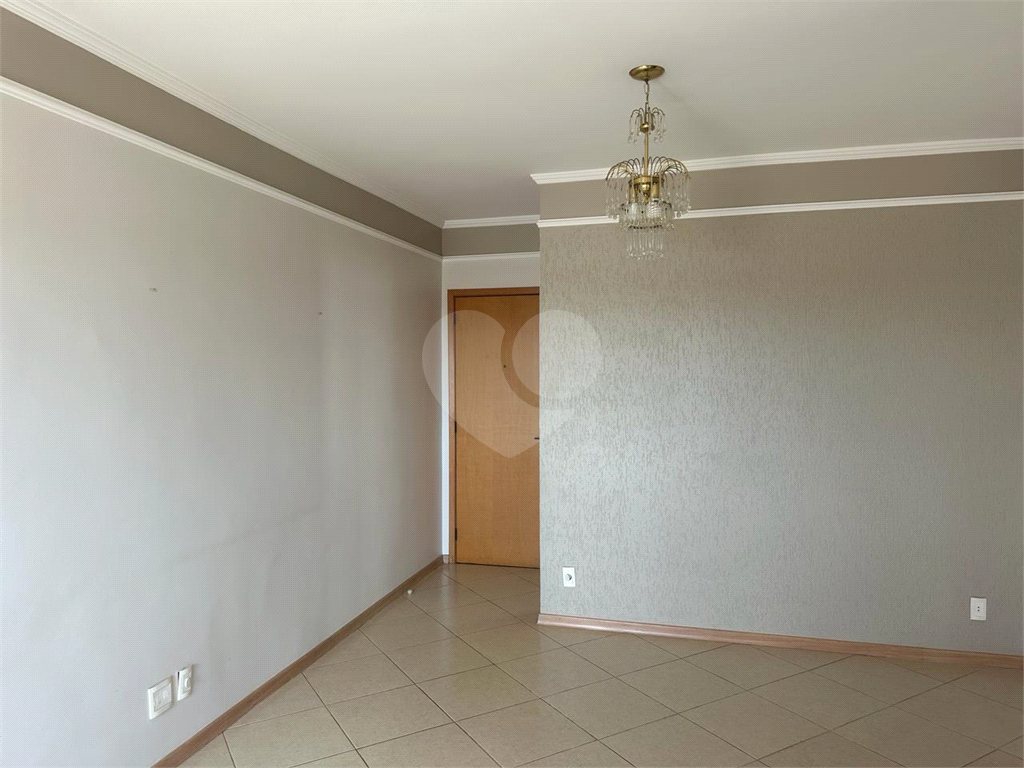 Apartamento à venda com 3 quartos, 81m² - Foto 15