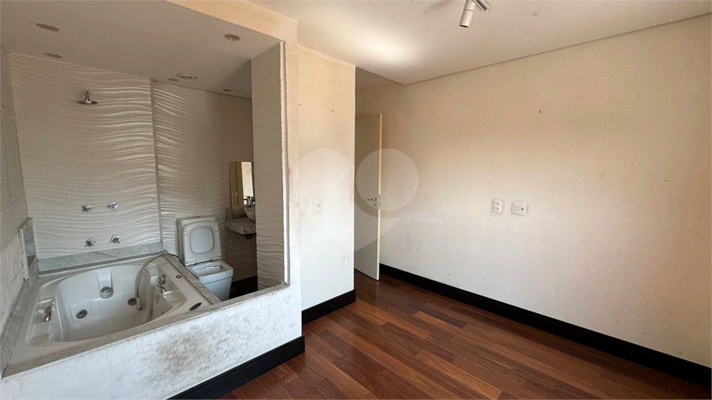 Apartamento a venda no Campo BElo