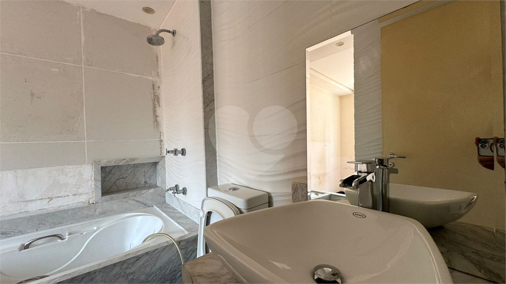 Apartamento a venda no Campo BElo
