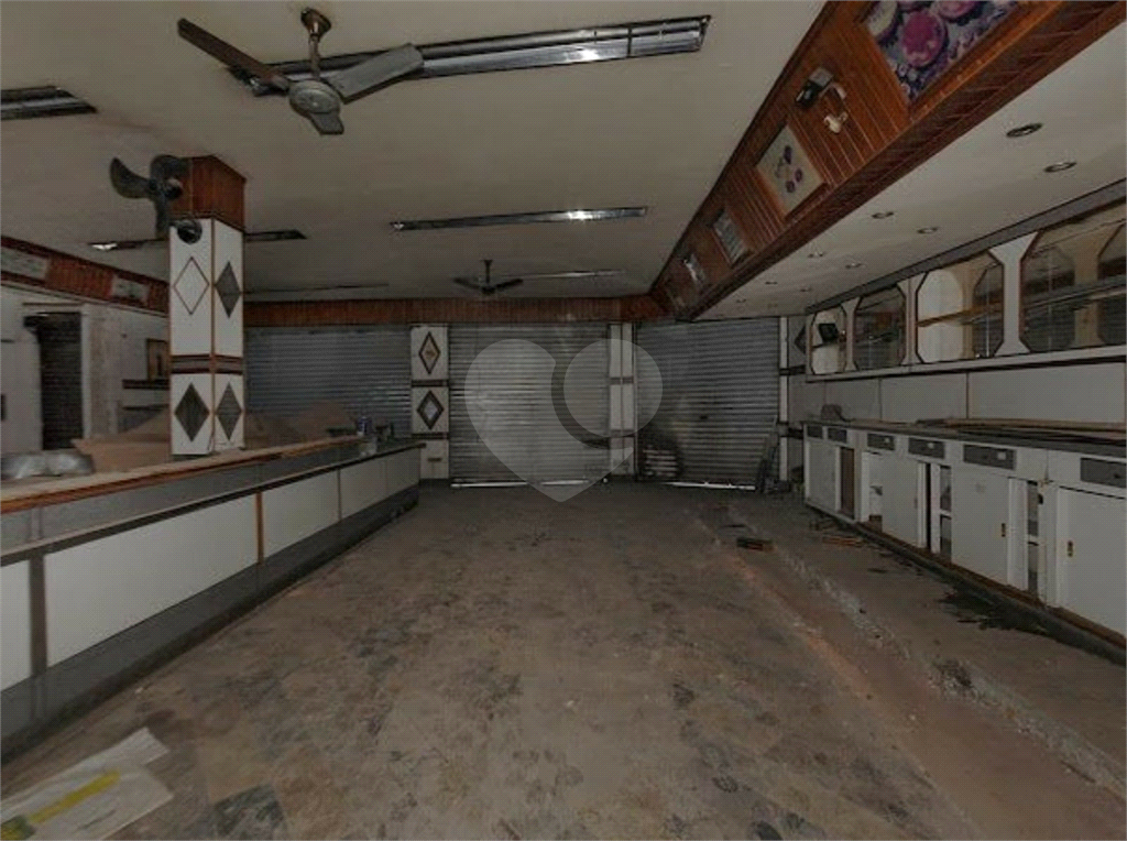 PRÉDIO INTEIRO em CASA VERDE