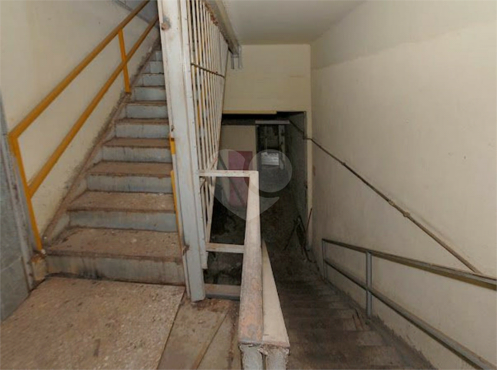 PRÉDIO INTEIRO em CASA VERDE