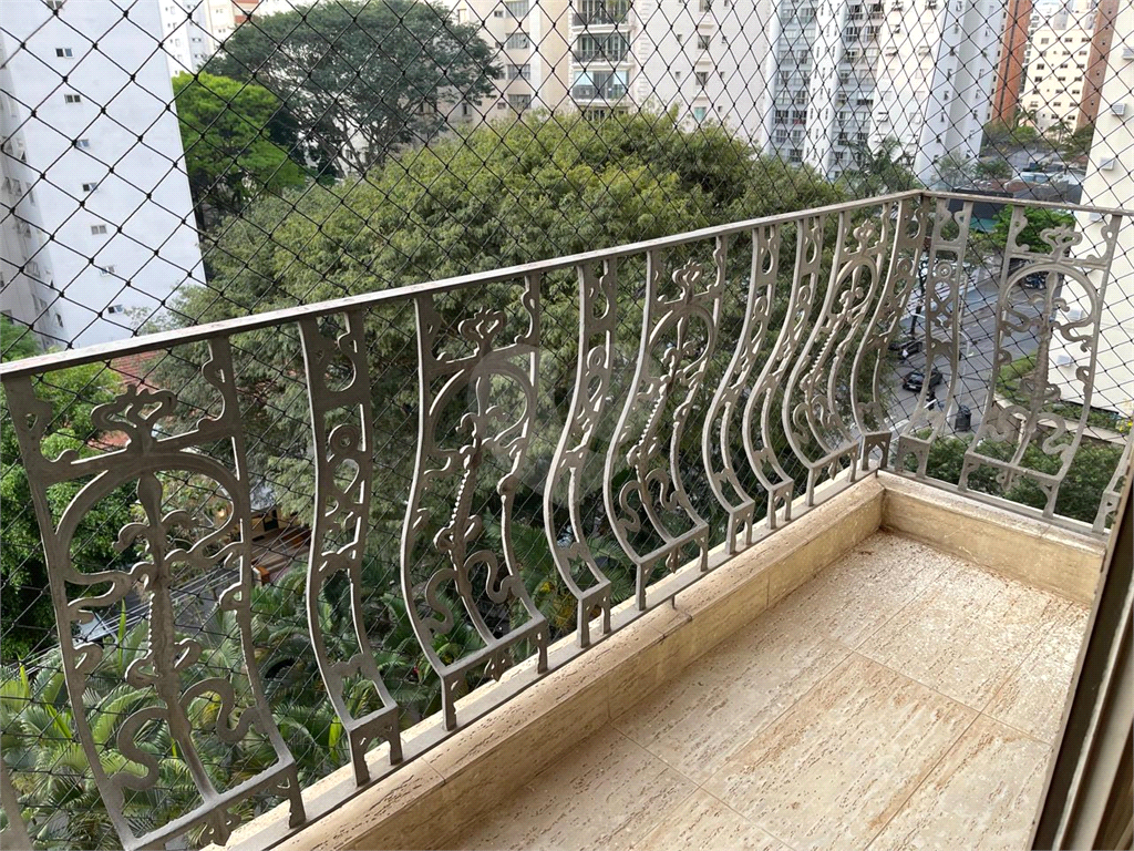 OPORTUNIDADE MOEMA PÁSSAROS!! O PRÉDIO MAIS COBIÇADO DA REGIÃP!!