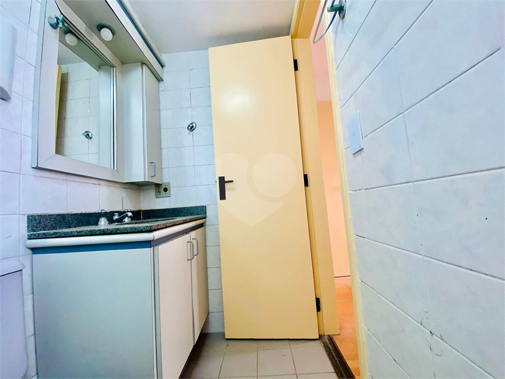 Apartamento à venda com 3 quartos, 72m² - Foto 15