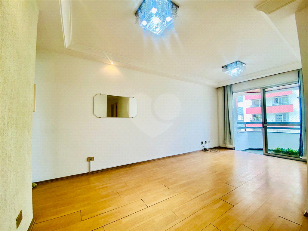 Apartamento à venda com 3 quartos, 72m² - Foto 4