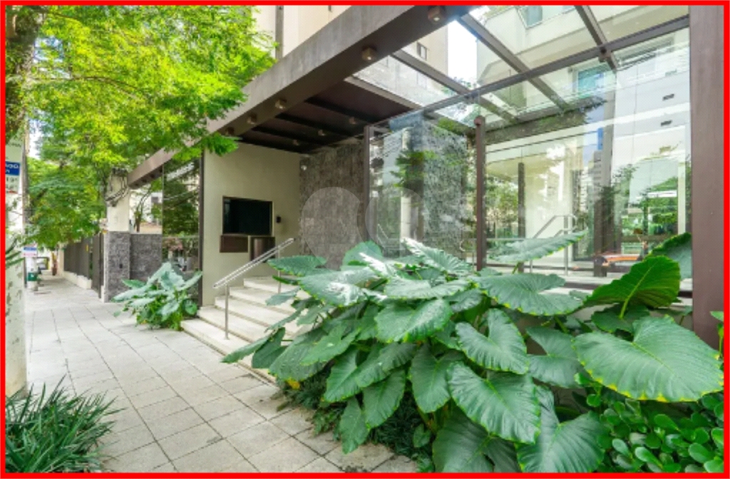 APARTAMENTO em MOEMA