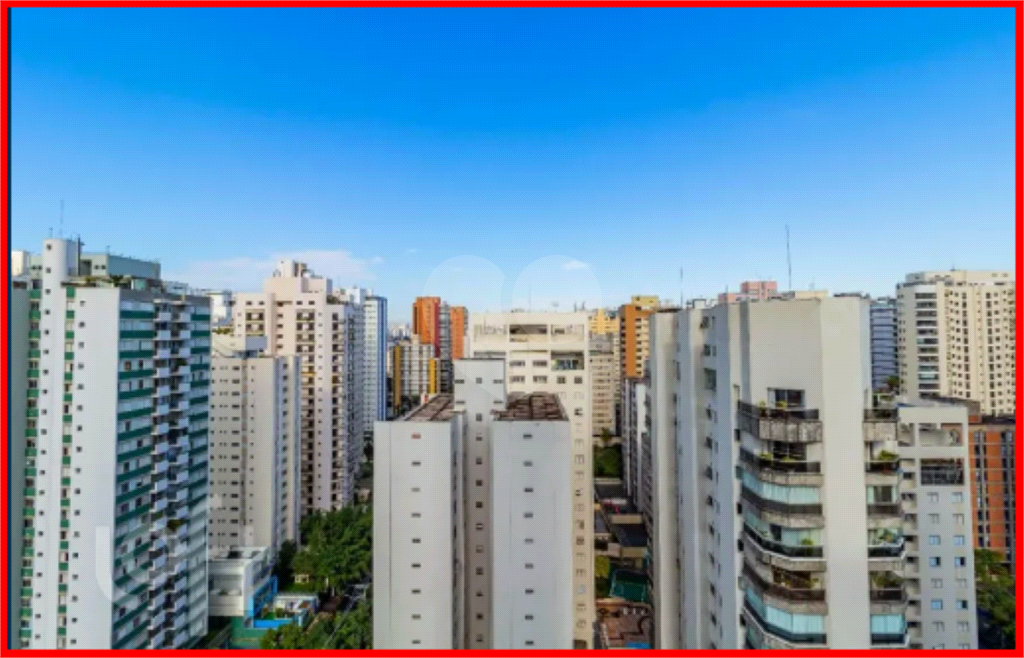 APARTAMENTO em MOEMA