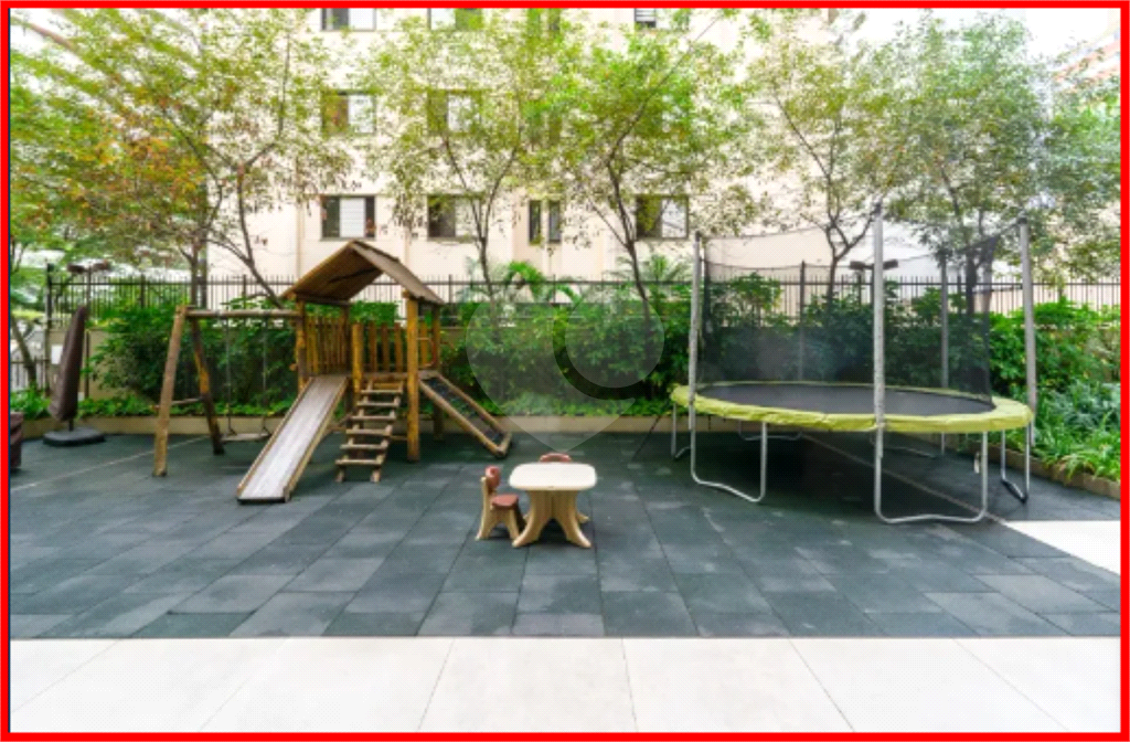 APARTAMENTO em MOEMA