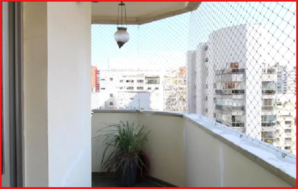 APARTAMENTO em MOEMA