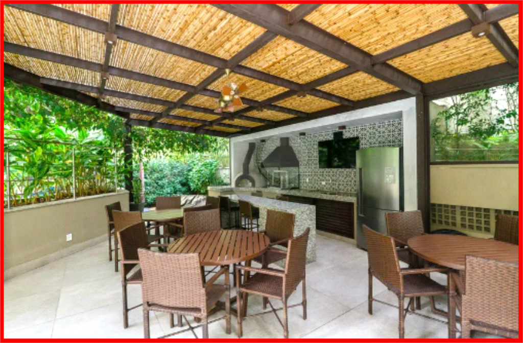 APARTAMENTO em MOEMA