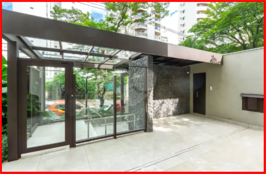 APARTAMENTO em MOEMA