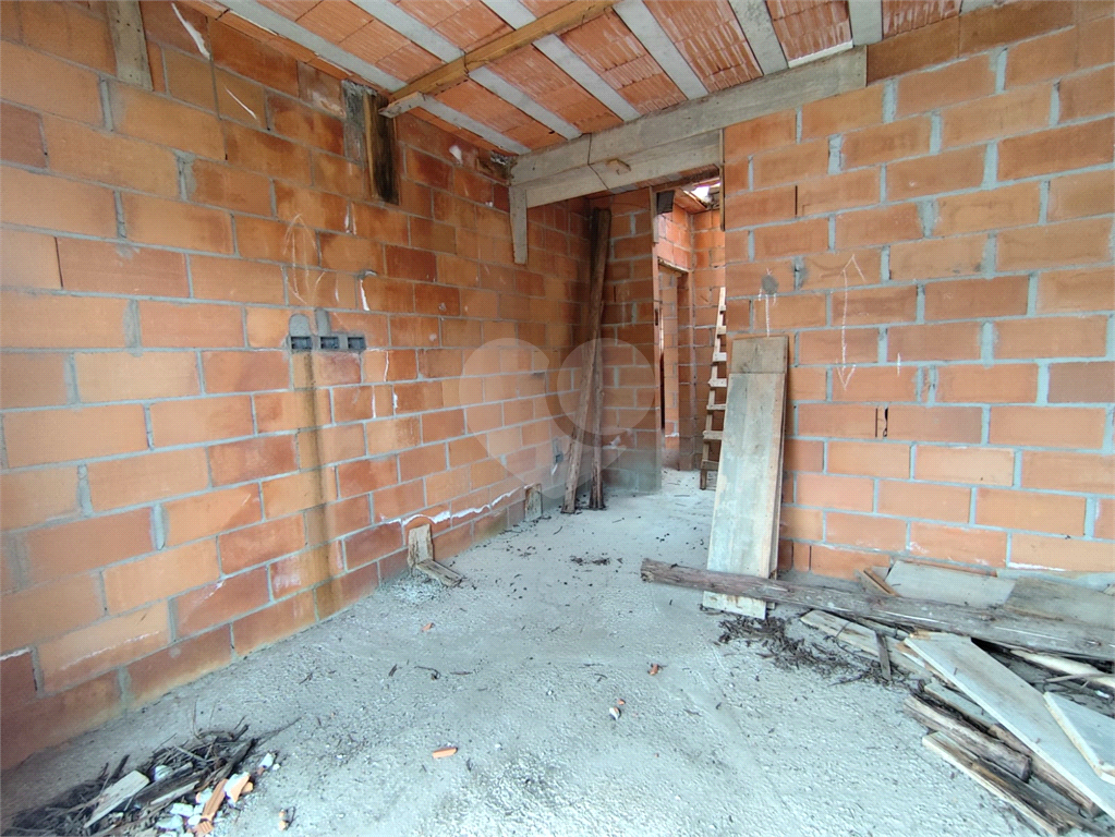 Sobrado novo Jardim Virginia Bianca, 3 suítes, 6 vagas