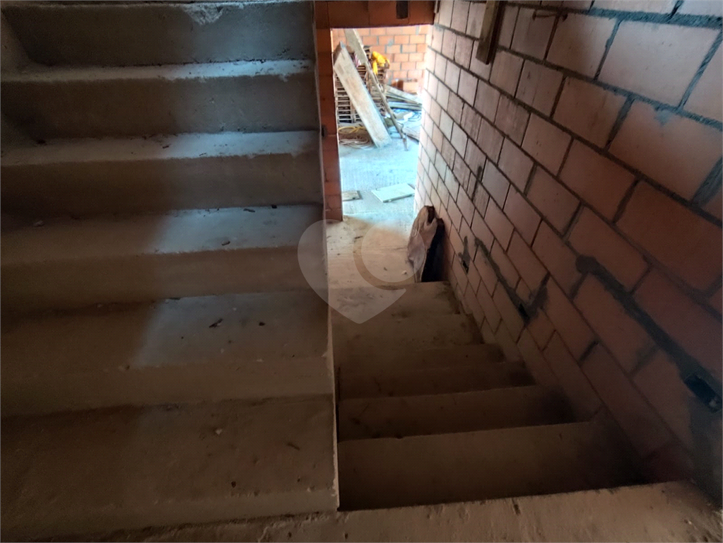 Sobrado novo Jardim Virginia Bianca, 3 suítes, 6 vagas