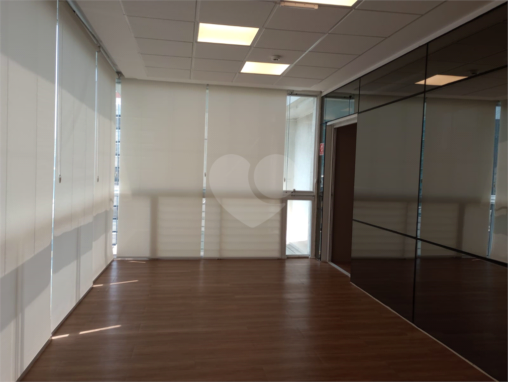 Sala Totalmente reformada por Arquiteta Renomada