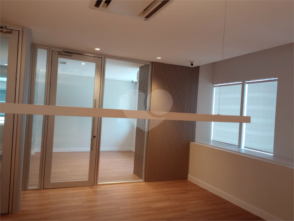 Sala Totalmente reformada por Arquiteta Renomada