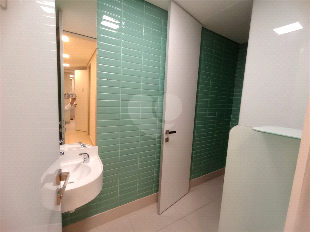 Sala Totalmente reformada por Arquiteta Renomada