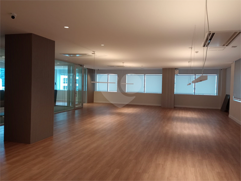 Sala Totalmente reformada por Arquiteta Renomada