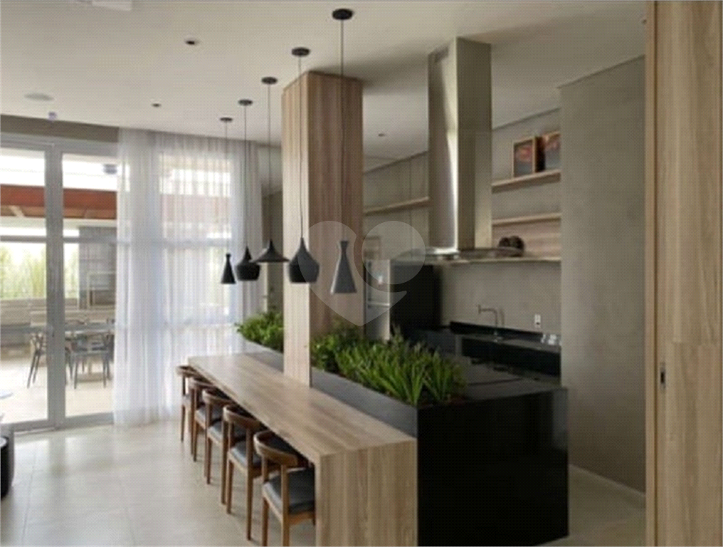 Apartamento à venda com 79 m² com 3 quartos 1 suíte 1 vaga na Barra Funda