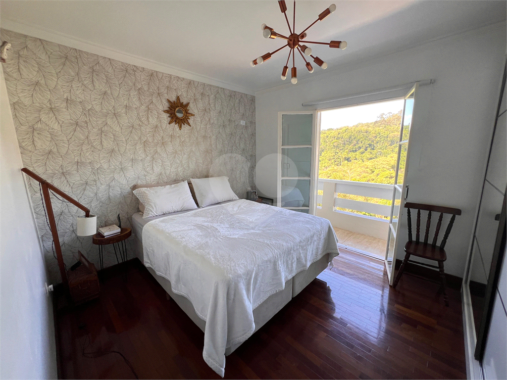 Casa em condomínio fechado para venda. Alpes da Cantareira. Porteira fechada