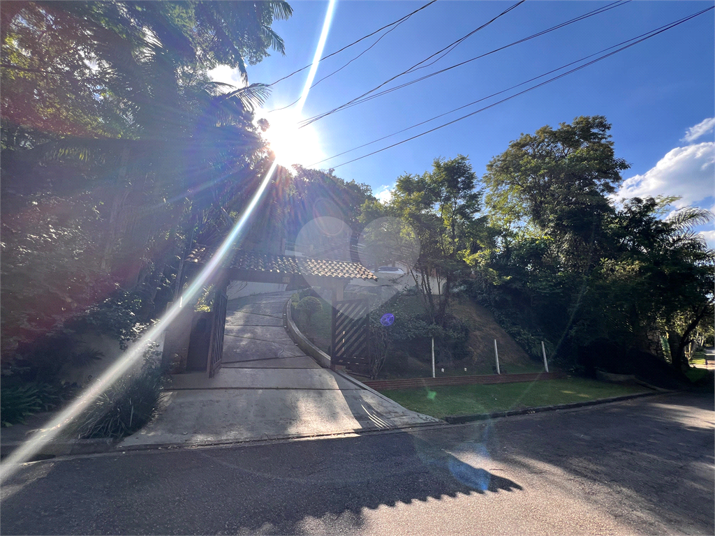 Casa em condomínio fechado para venda. Alpes da Cantareira. Porteira fechada
