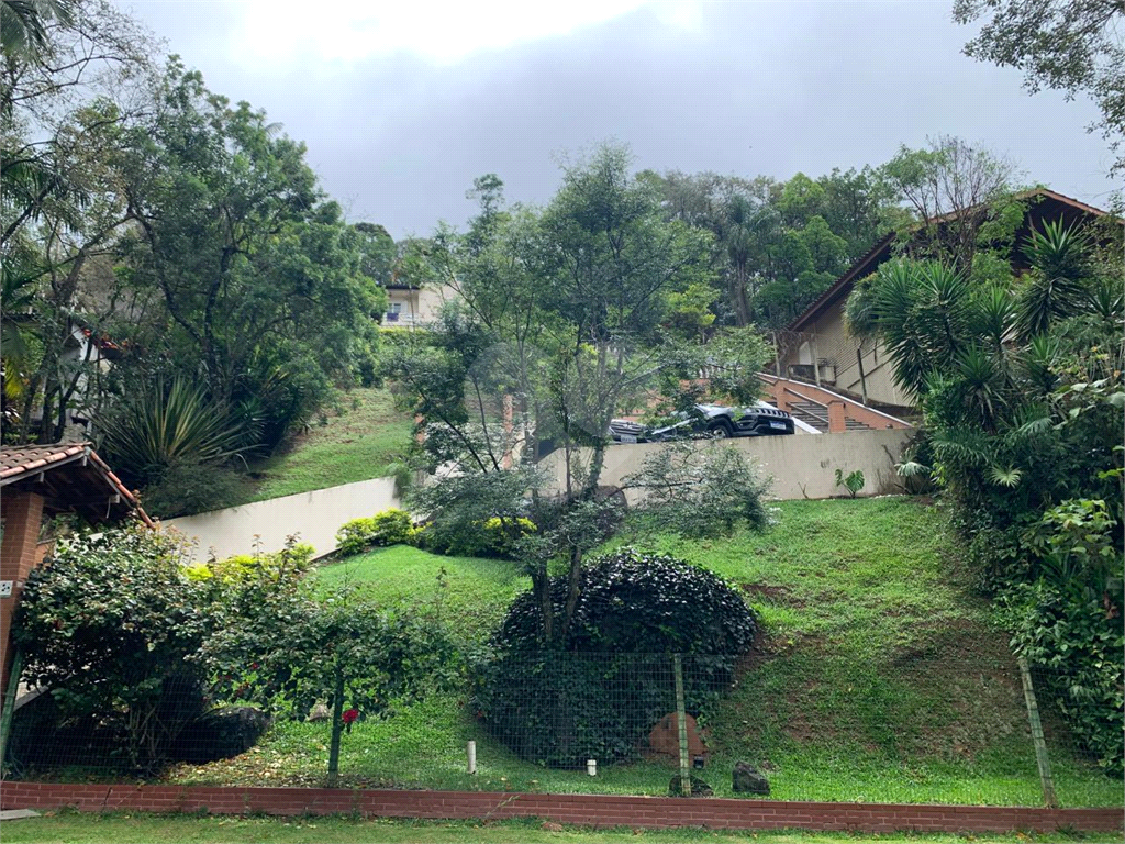 Casa em condomínio fechado para venda. Alpes da Cantareira. Porteira fechada
