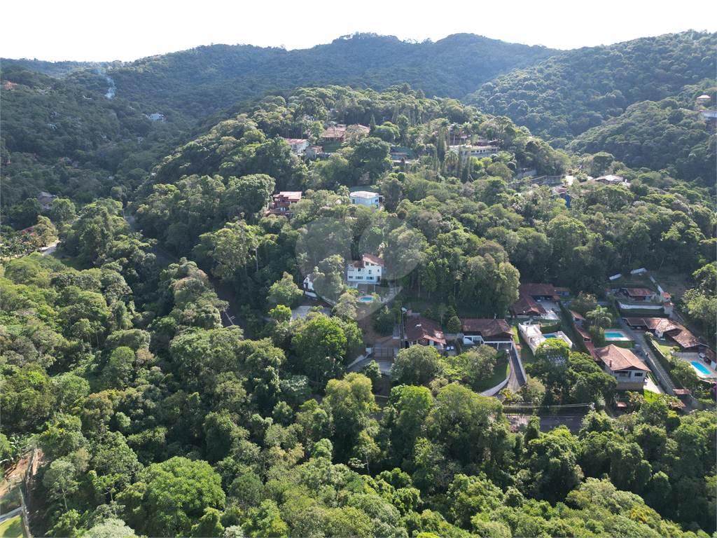 Casa em condomínio fechado para venda. Alpes da Cantareira. Porteira fechada