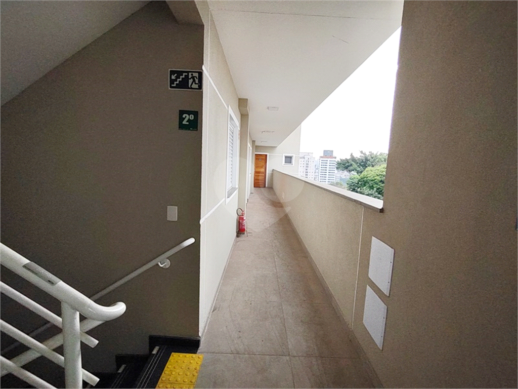 Apartamento à venda com 2 quartos, 40m² - Foto 15