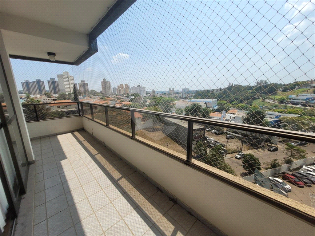 Apartamento para alugar com 3 quartos, 250m² - Foto 3