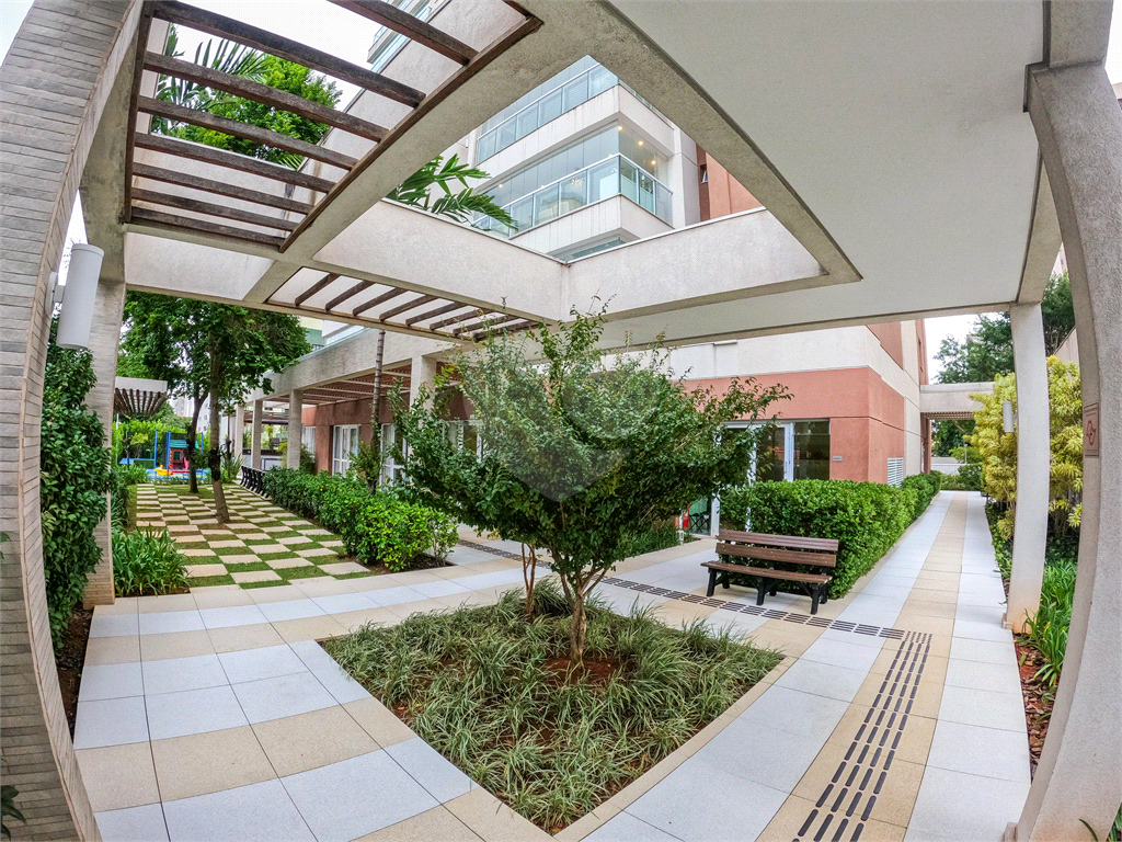 Apartamento a venda com 2 suítes e e vagas em Santa Teresinha, São Paulo