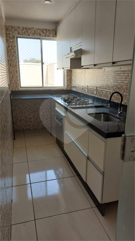 Apartamento à venda com 2 quartos, 45m² - Foto 1