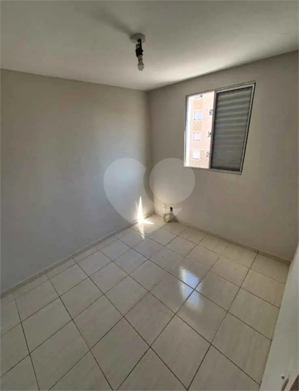 Apartamento à venda com 2 quartos, 48m² - Foto 17