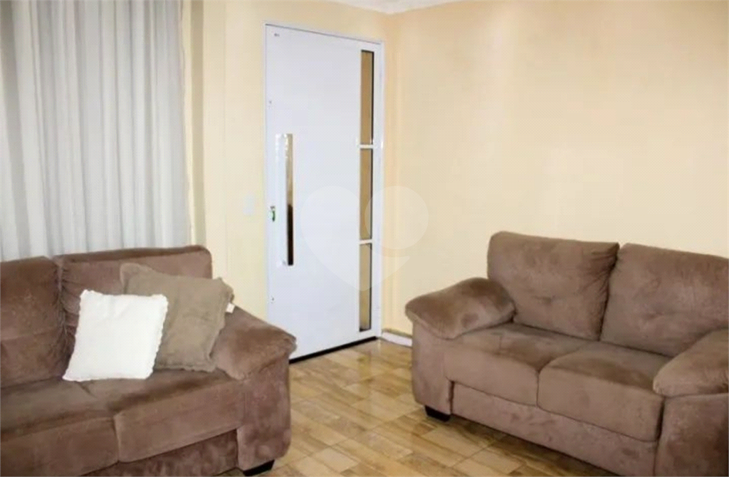 Casa à venda com 2 quartos, 150m² - Foto 2