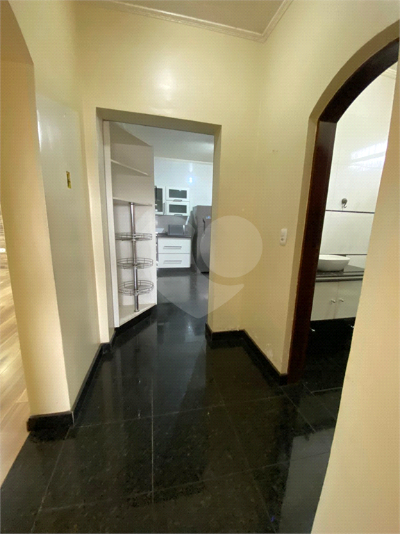 Casa à venda com 3 quartos, 400m² - Foto 30