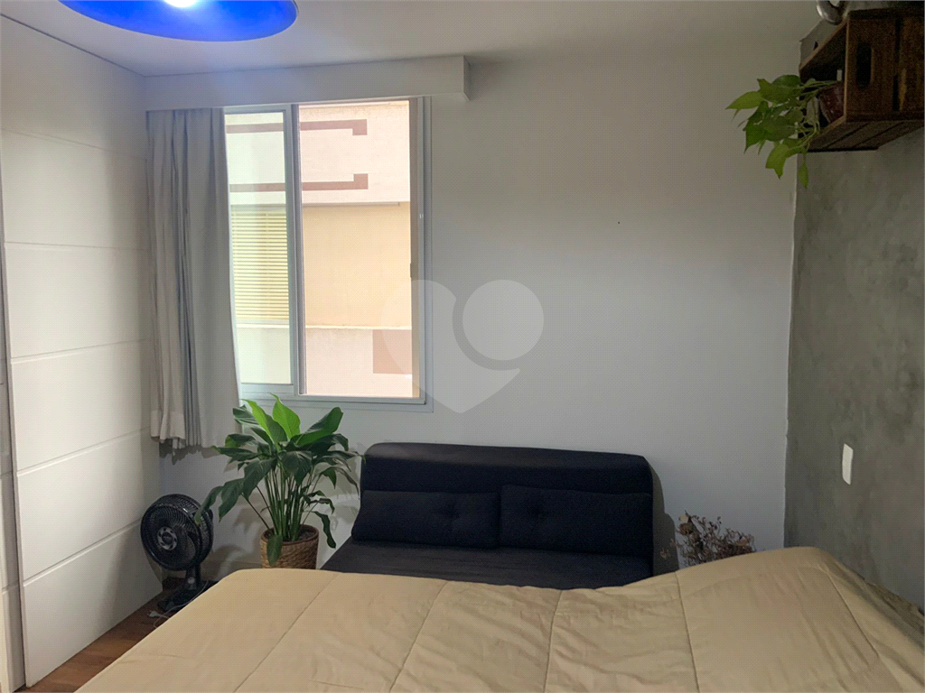 APARTAMENTO em PINHEIROS