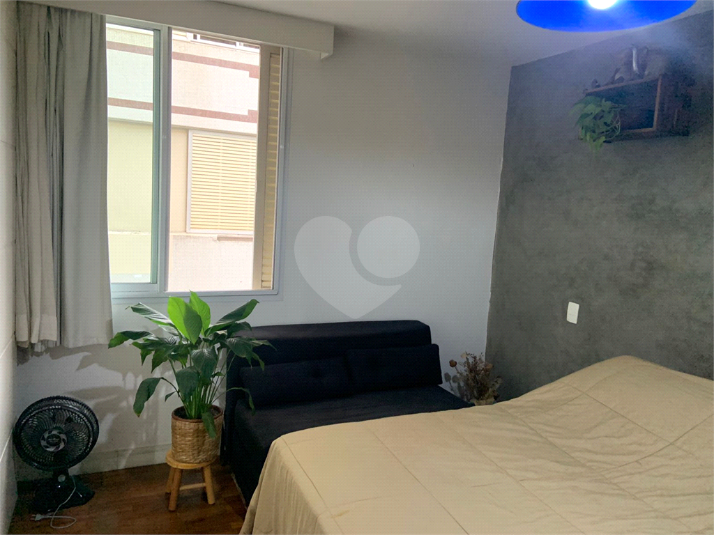 APARTAMENTO em PINHEIROS