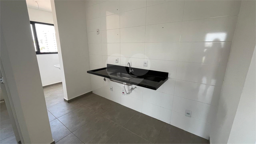 Apartamento à venda com 1 quarto, 42m² - Foto 6