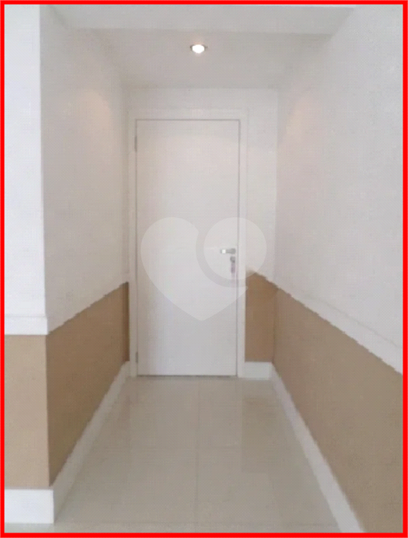 APARTAMENTO em SANTA CECÍLIA