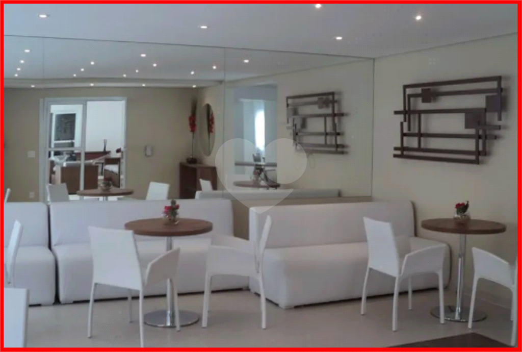 APARTAMENTO em SANTA CECÍLIA