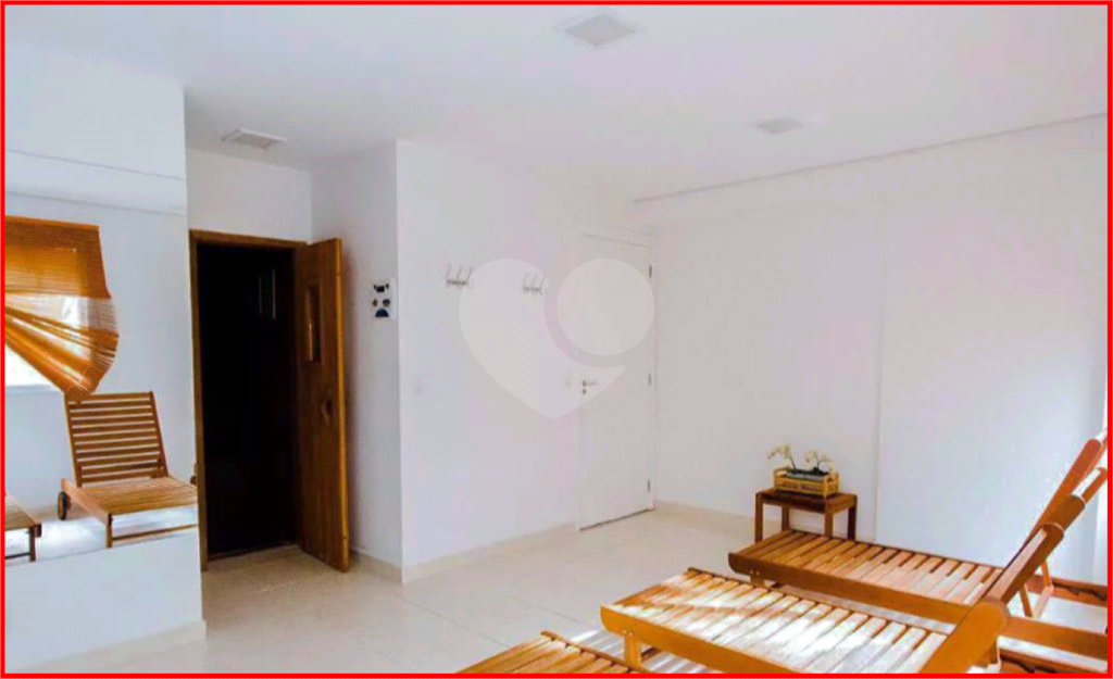 APARTAMENTO em SANTA CECÍLIA