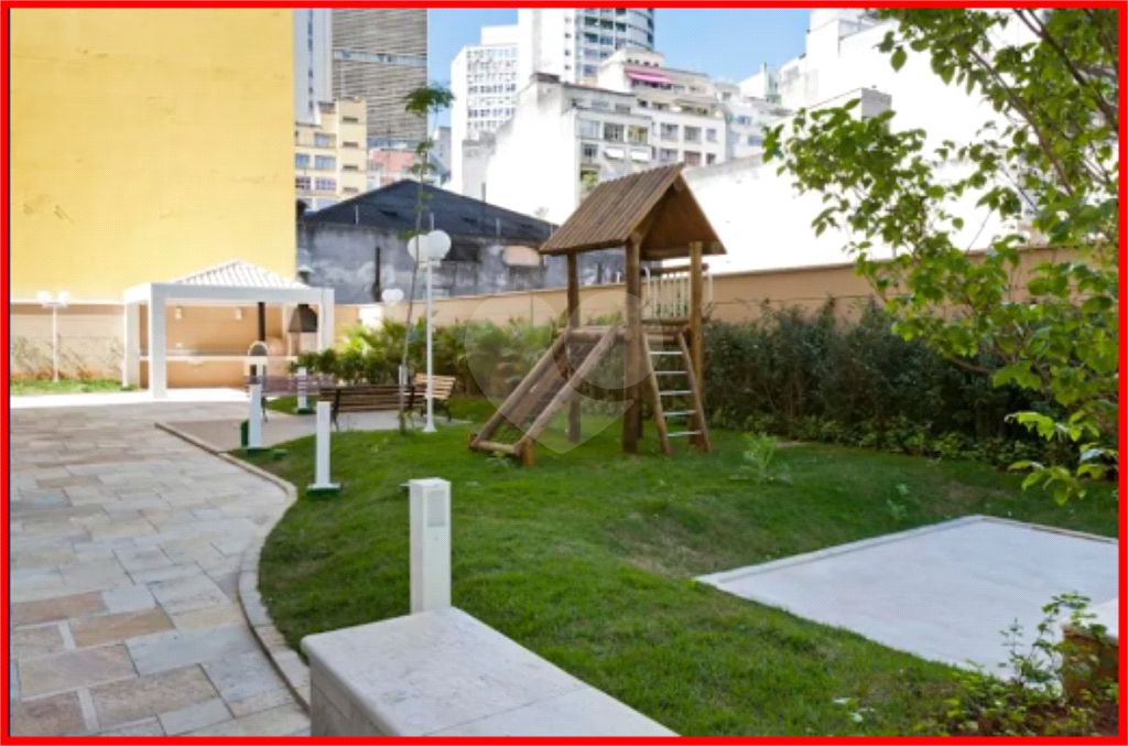 APARTAMENTO em SANTA CECÍLIA
