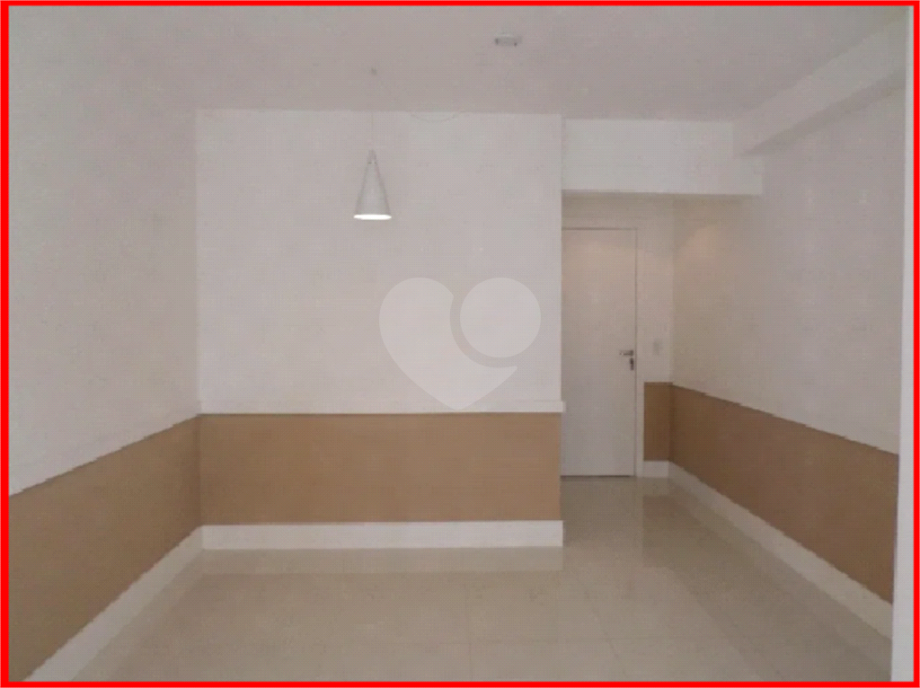 APARTAMENTO em SANTA CECÍLIA