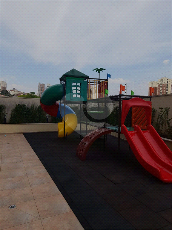 Apartamento ao lado do Metrô Jardim São Paulo.