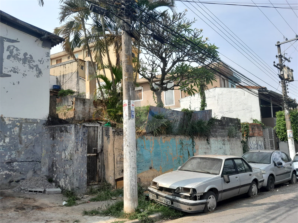 Vendo terreno na Vila Albertina, em uma localização privilegiada! 