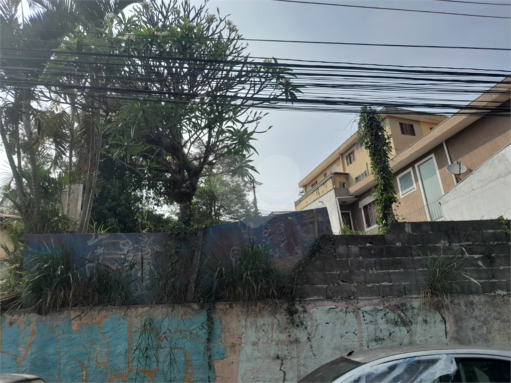 Vendo terreno na Vila Albertina, em uma localização privilegiada! 