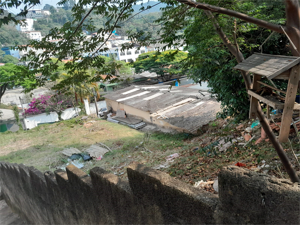 Vendo terreno na Vila Albertina, em uma localização privilegiada! 