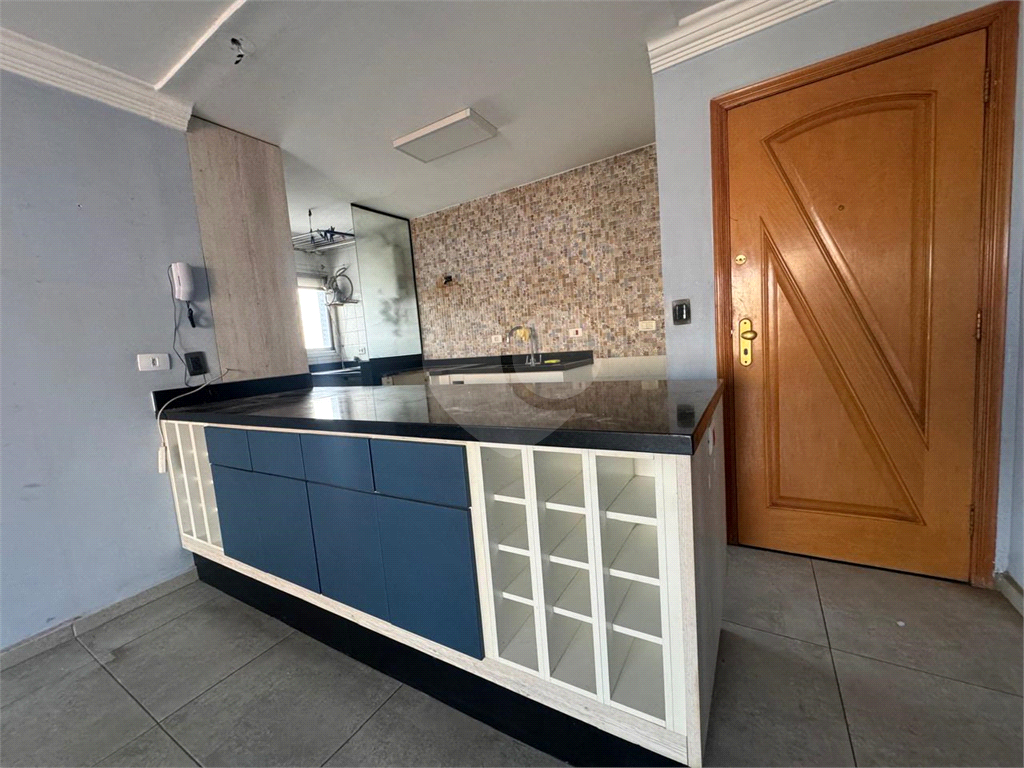 Apartamento  a venda com 03 quartos sendo 01 suíte em Santana, próximo ao metro! 