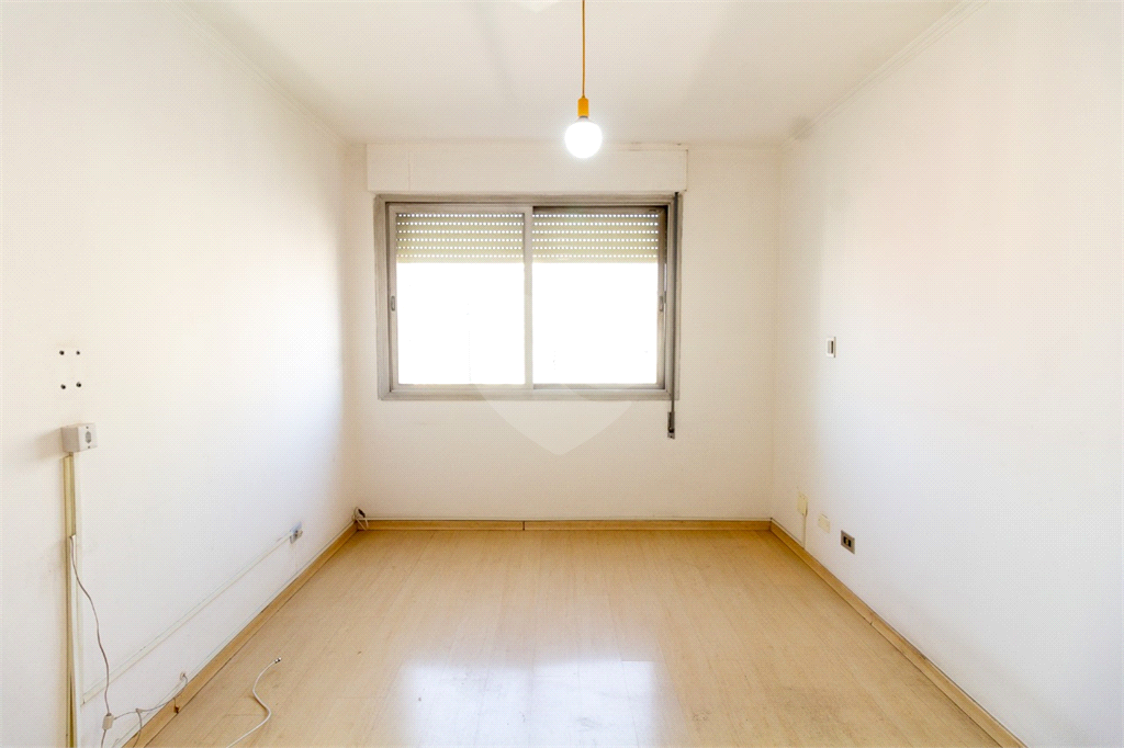 APARTAMENTO em HIGIENÓPOLIS