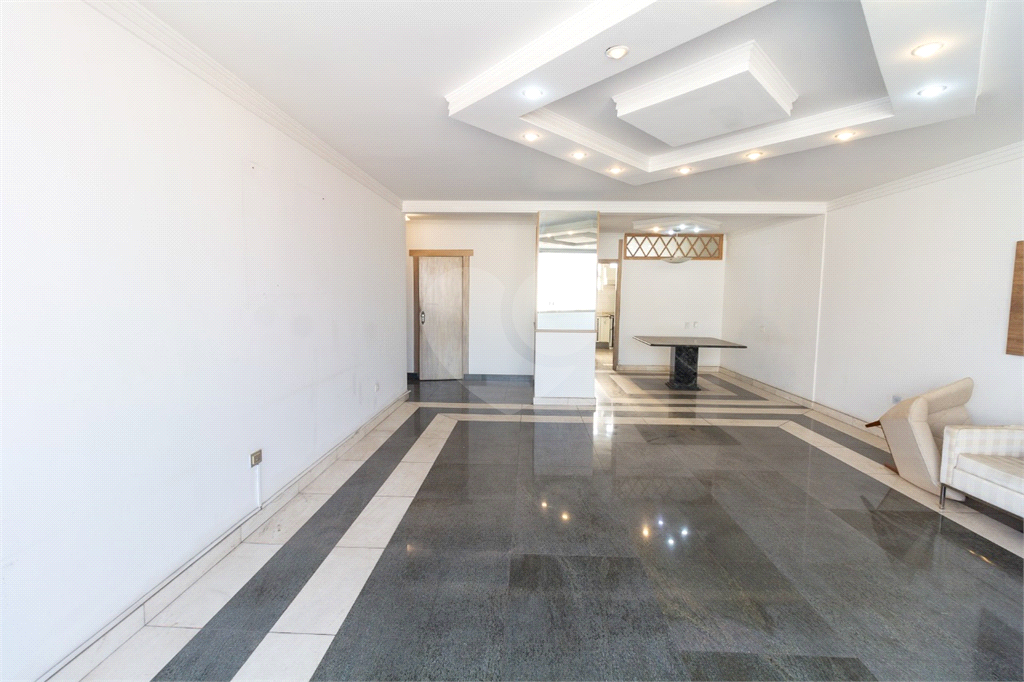 APARTAMENTO em HIGIENÓPOLIS